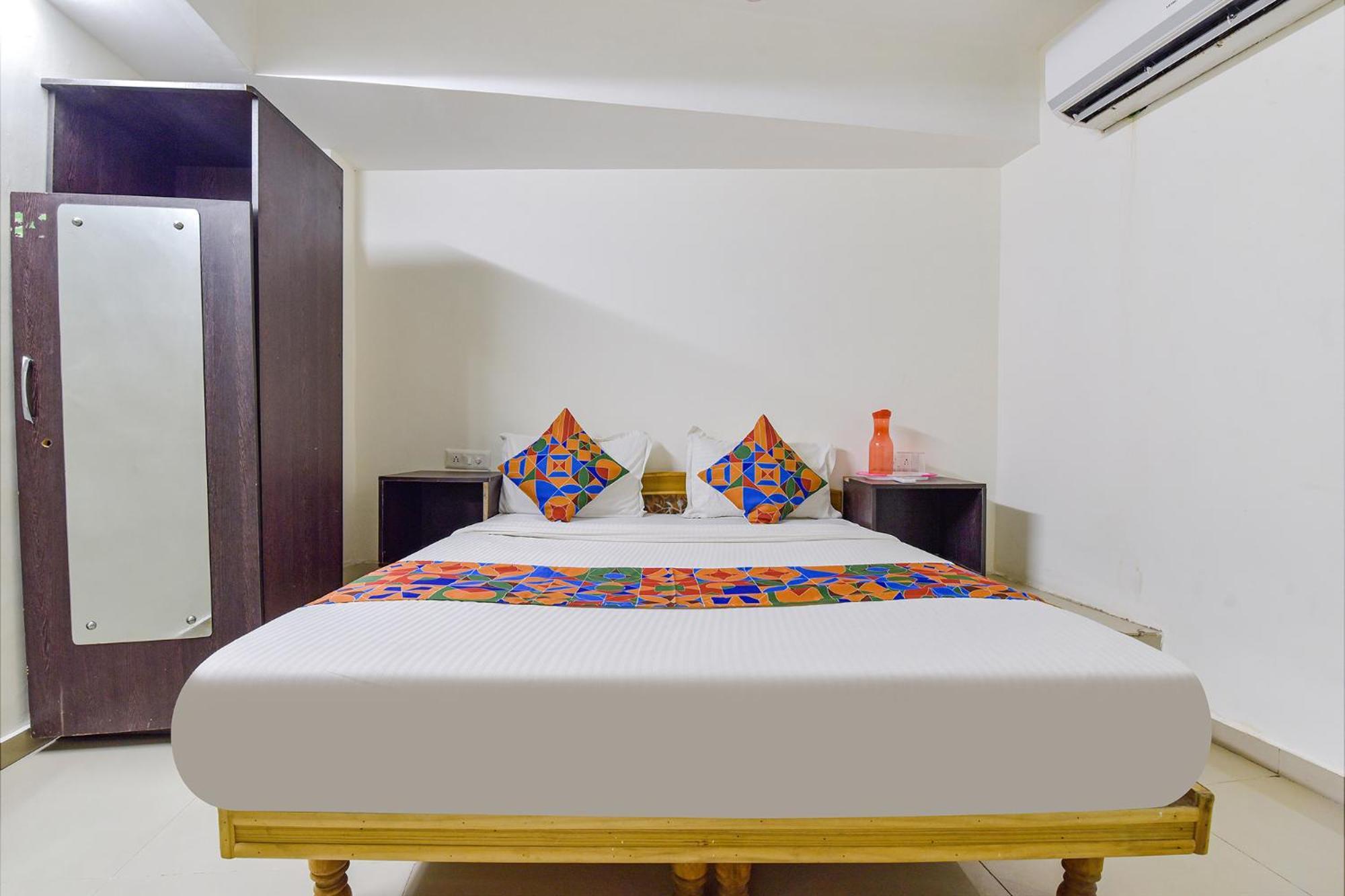 Hotel O Himalaya Inn 아흐메다바드 외부 사진