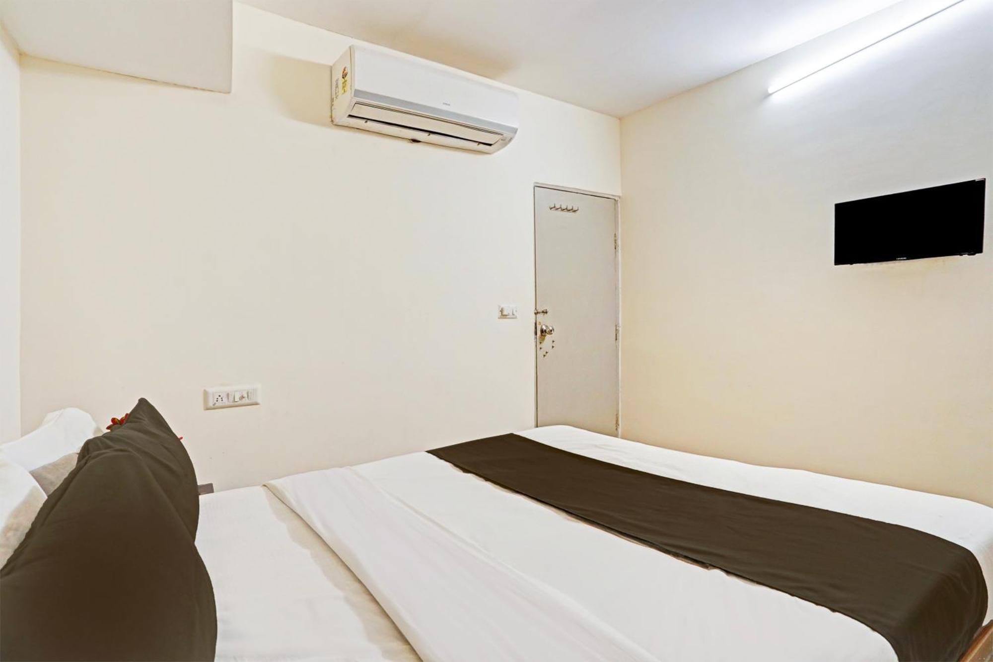 Hotel O Himalaya Inn 아흐메다바드 외부 사진
